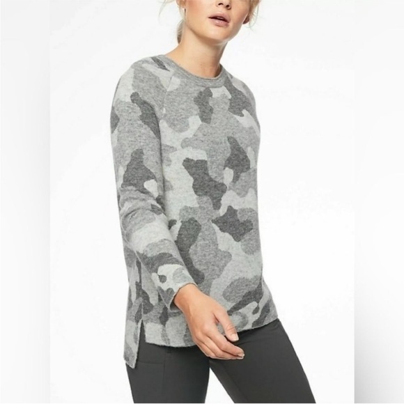 Athleta Grey Undercover Camo Pullover